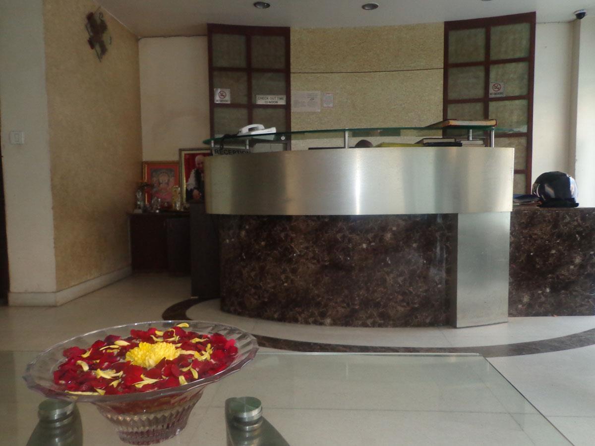 Cartel Palace دلهي المظهر الخارجي الصورة